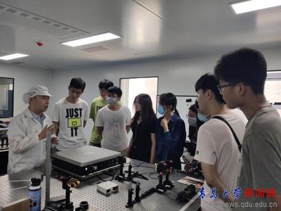 系統(tǒng)整合·實(shí)踐賦能 物理科學(xué)學(xué)院研究生暑期深入實(shí)驗(yàn)室系統(tǒng)工程前沿